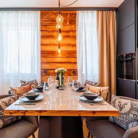 Zirbennest Sonnenalpe A03 Appartement *