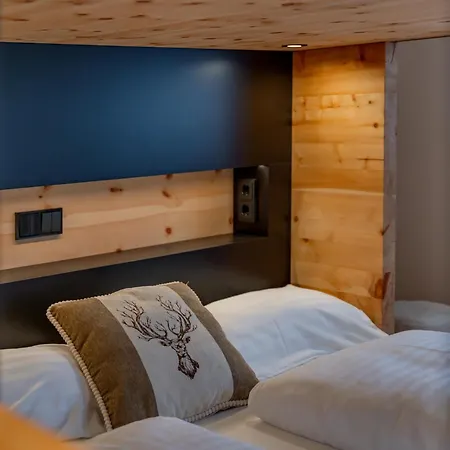 Appartement Zirbennest Sonnenalpe A03 Tröpolach